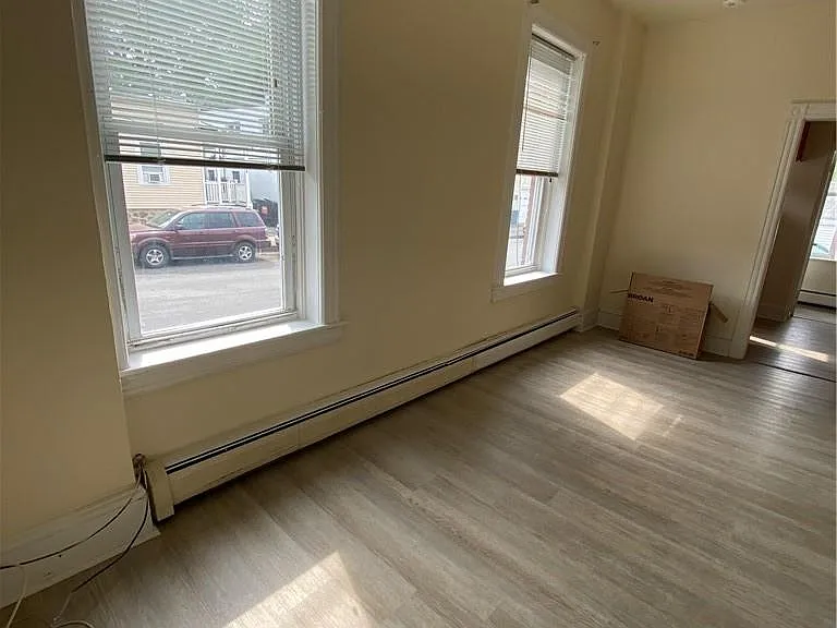 8 Franklin Ave #1 — Photo 8