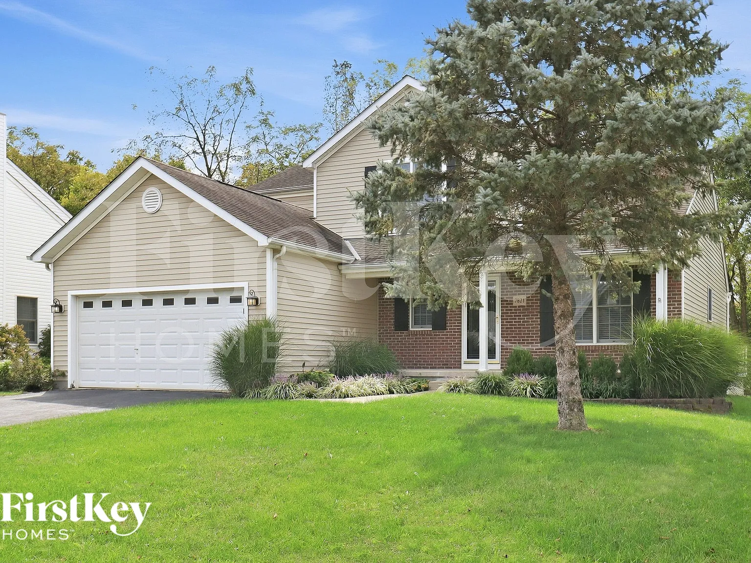 3 bed, 2.5 bath, 2380 sqft, $2,740 — Photo 2