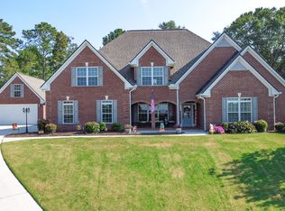 508 Sandy Cove Dr, Loganville, GA 30052