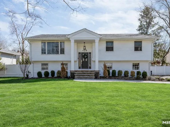 408 Chelsea St, Paramus, NJ 07652