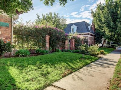 8130 Redlands St, Playa Del Rey, CA, 90293