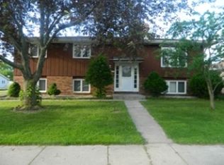 1337 Grand Ave, Sheboygan, WI 53083