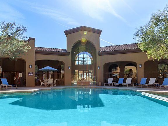 3rd image of 10921 N 115th St APT 2005