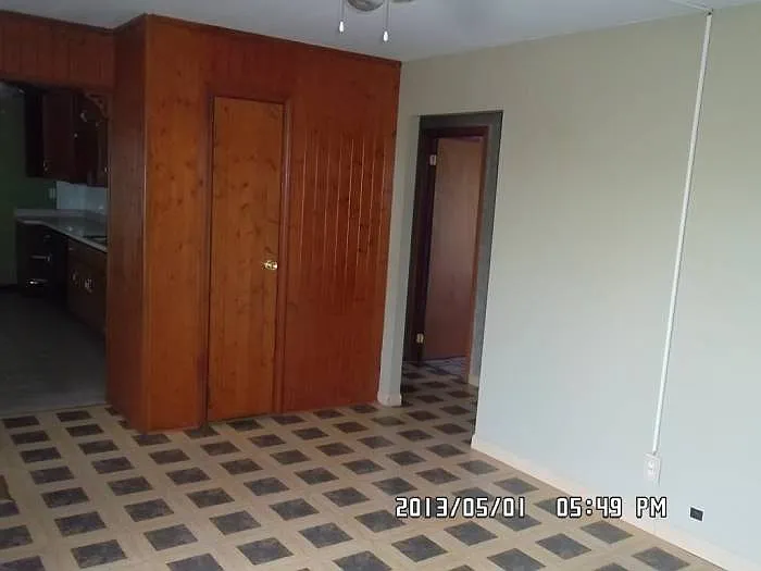 258 Cedarwood Ave photo 1