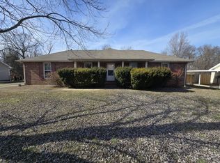 312 Kelsey Dr, Clarksville, TN 37042