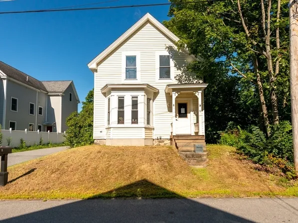 6 Franklin St, Pepperell, MA 01463