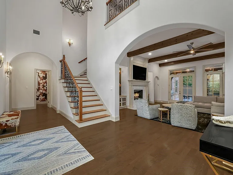 12114 Prestonridge Rd — Photo 9