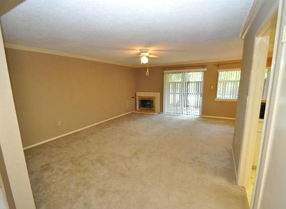 2nd image of 800 Thistledown Dr