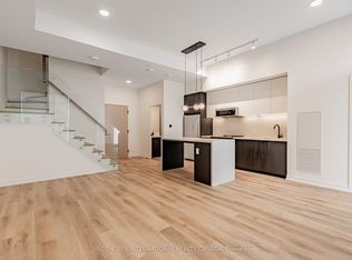 5 York Rd #TOWNHOUSE 102, Toronto, ON M2L1H4