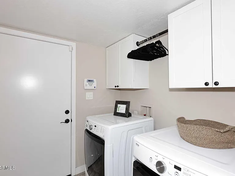 6249 N 78th St #13 — Photo 23