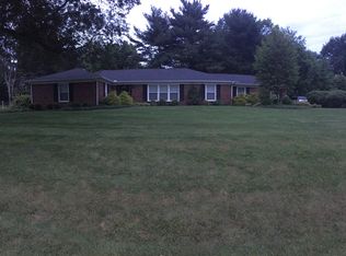 6 Warwick Ln, Frankfort, KY 40601