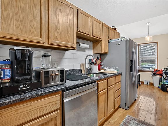 4th image of 61 Abbey Memorial Dr APT 145