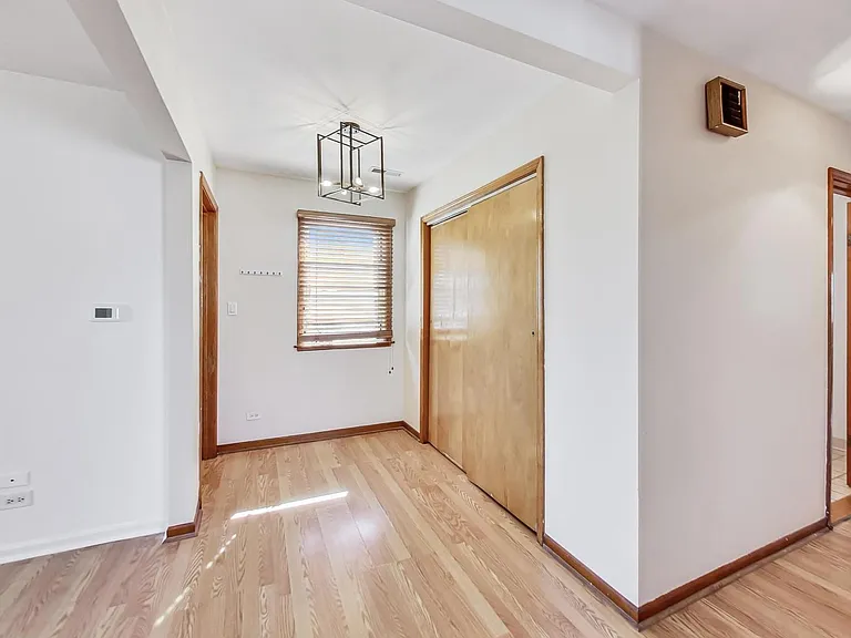 4234 N McVicker Ave #2 — Photo 4
