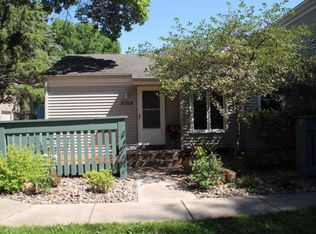 4868 Grenwich Trl N, Oakdale, MN 55128
