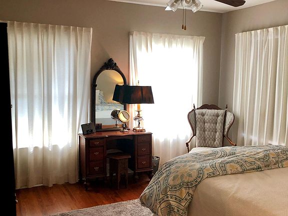2nd image of 1732 Naldo Ave #1732