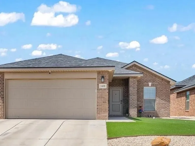3409 Corpus Ave — Photo 1