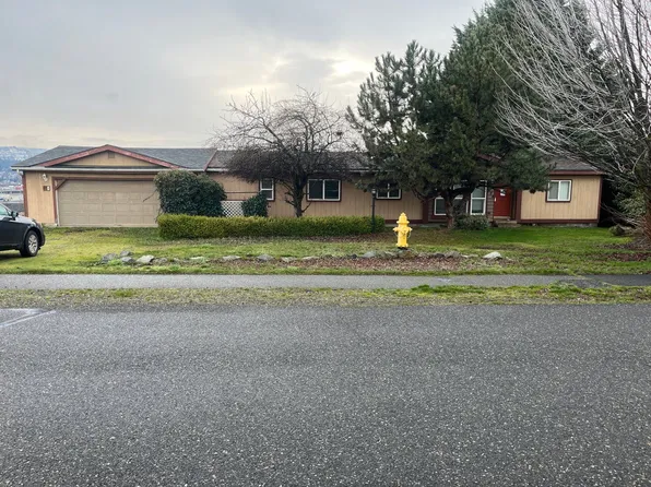 574 Sunridge Ave, Dallesport, WA 98617