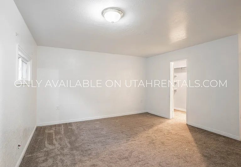 637 N 600 W — Photo 5