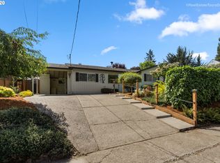 610 Mount Hood St, Oregon City, OR