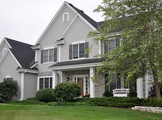 N74W28827 Zimmers Xing, Hartland, WI 53029