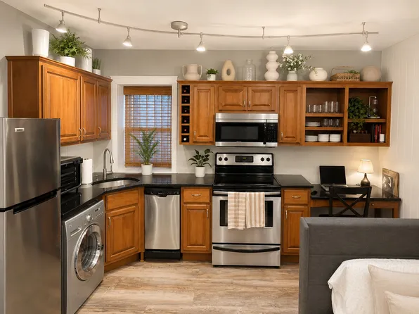 202 Ashley Ave APT B, Charleston, SC 29403
