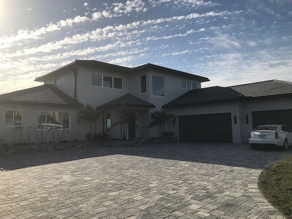 2nd image of 108 Venetian Way