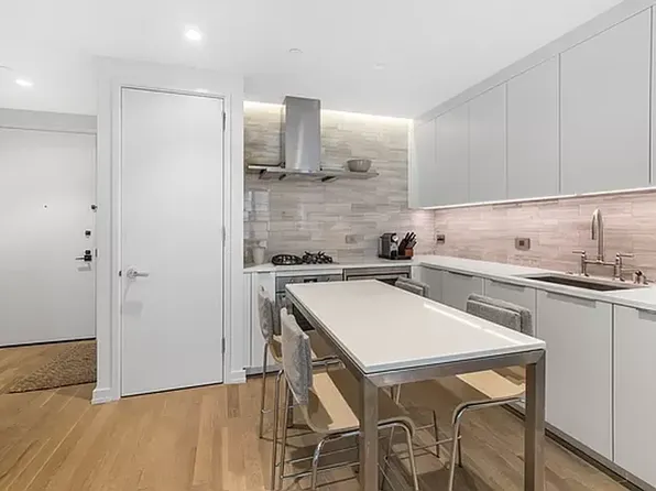 234 East 23rd Street 3B image 3 of 16