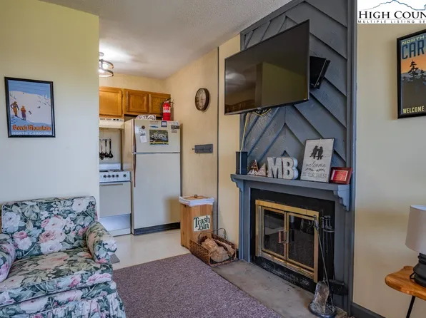 301 Pinnacle Inn Road #1202, Beech Mountain, NC 28604