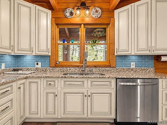 4th image of 418 Timberlane Rd