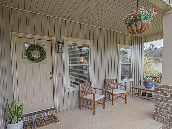 2nd image of 1136 Baylor Ct
