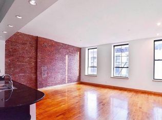 97 Chambers St #2D, New York, NY 10007