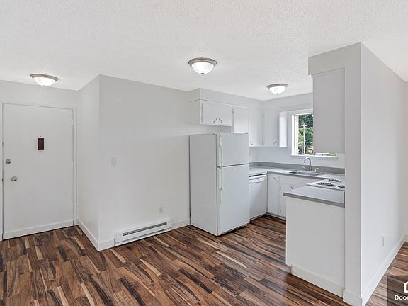 4th image of 4709 Vesper Dr APT 10