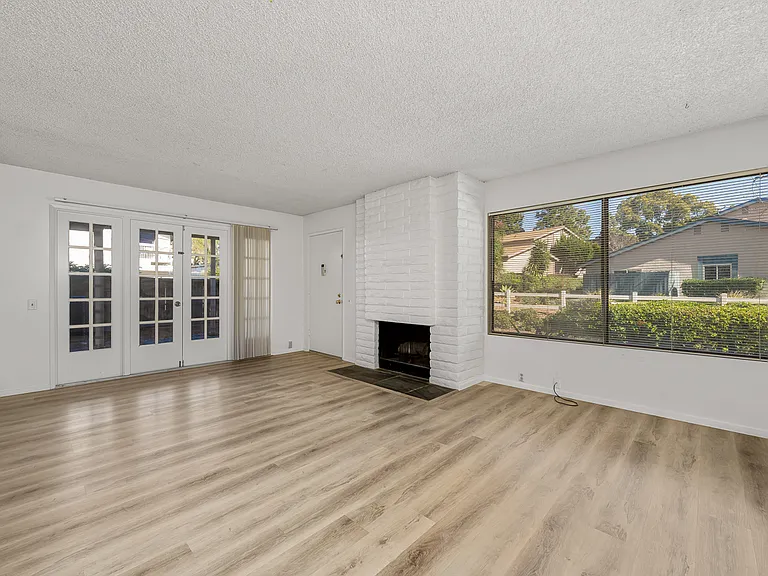3986 Camino Lindo — Photo 36