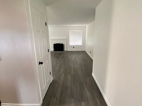 4th image of 1512 NE 143rd Ave