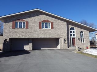 2101 Red Fox Rd, Saint Cloud, MN 56301