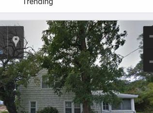 191 N Country Rd, Mount Sinai, NY 11766