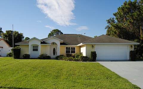 1st image of 3018 Peachtree Dr