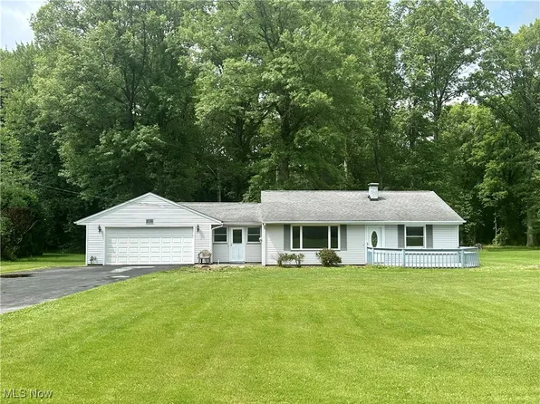 2178 Hewitt Gifford Rd, Warren, OH 44481