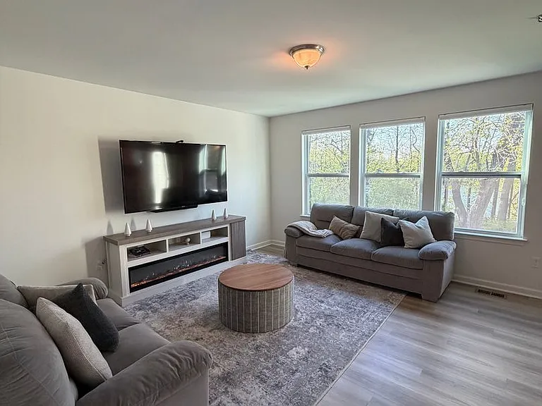 9463 White Tail Dr — Photo 5