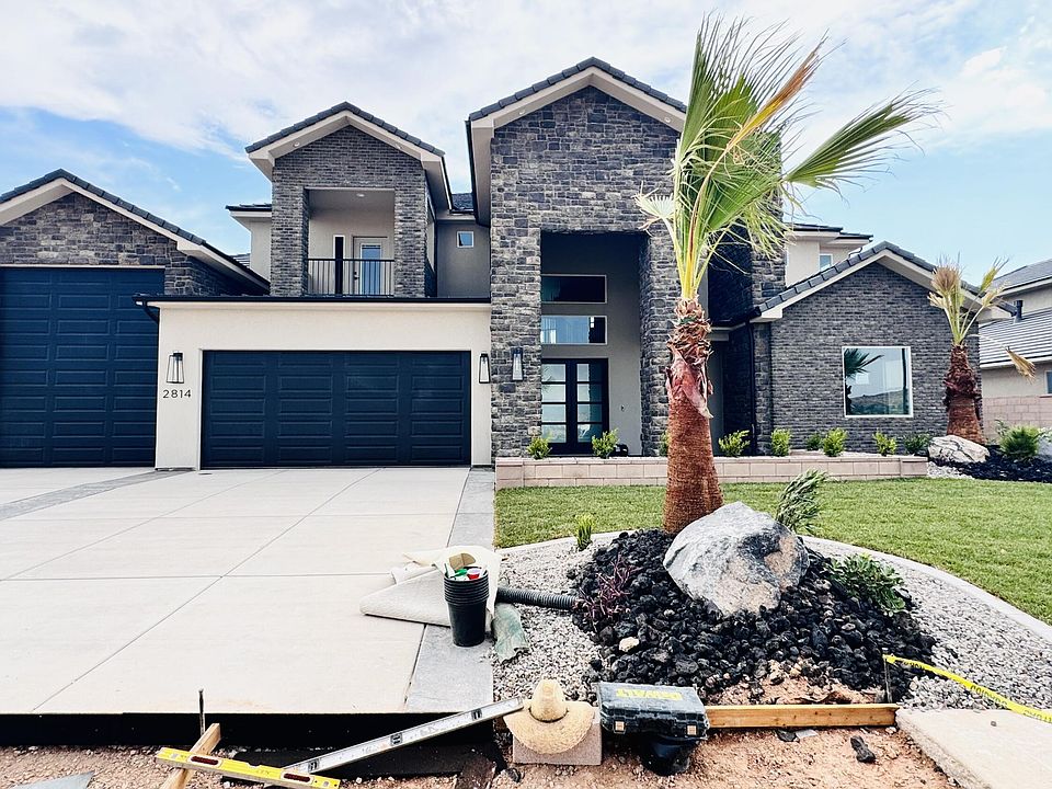 1st image of 2814 E Seegmiller Dr