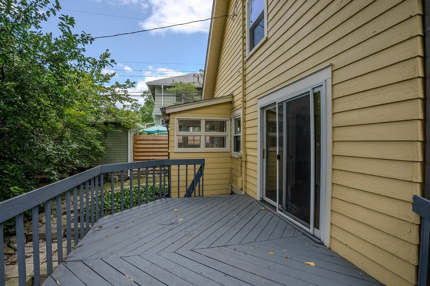 4 bed, 1453 sqft, $4,800 — Photo 3