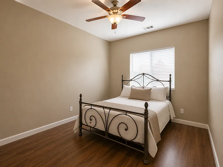 28634 Bay Meadows Ave — Photo 32