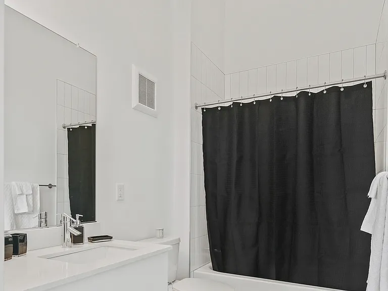 Secondary Bath With Ample Storage