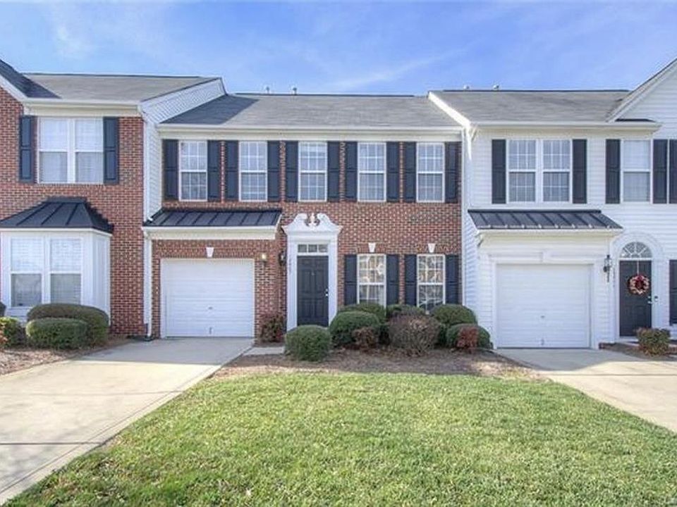 1st image of 13607 Chester Ln #13607