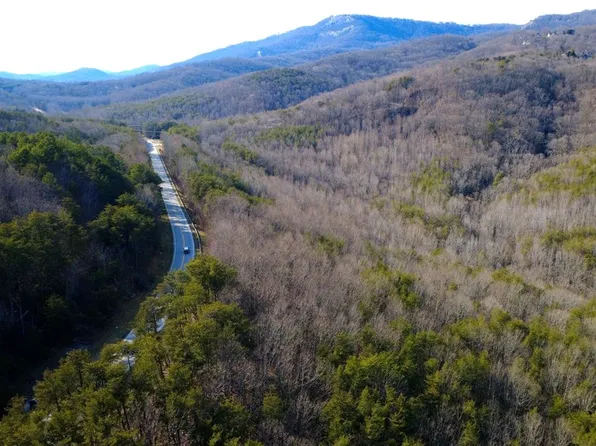 2131 Oak Grove Rd, Landrum, SC 29356