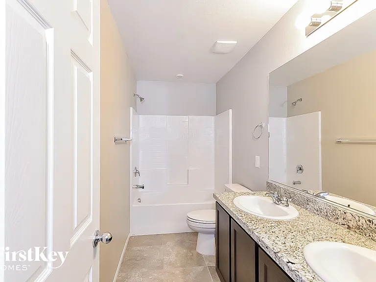 3031 Misty Pine Ave — Photo 12