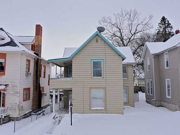 2nd image of 617 W 5th St