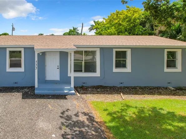 555 SE 4th St, Belle Glade, FL 33430