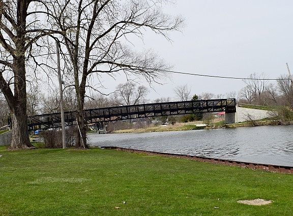 3rd image of 1203 N Lake Shore Dr