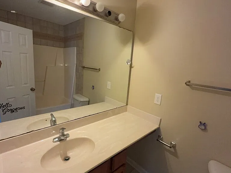 7001 Grandeur Ave — Photo 10